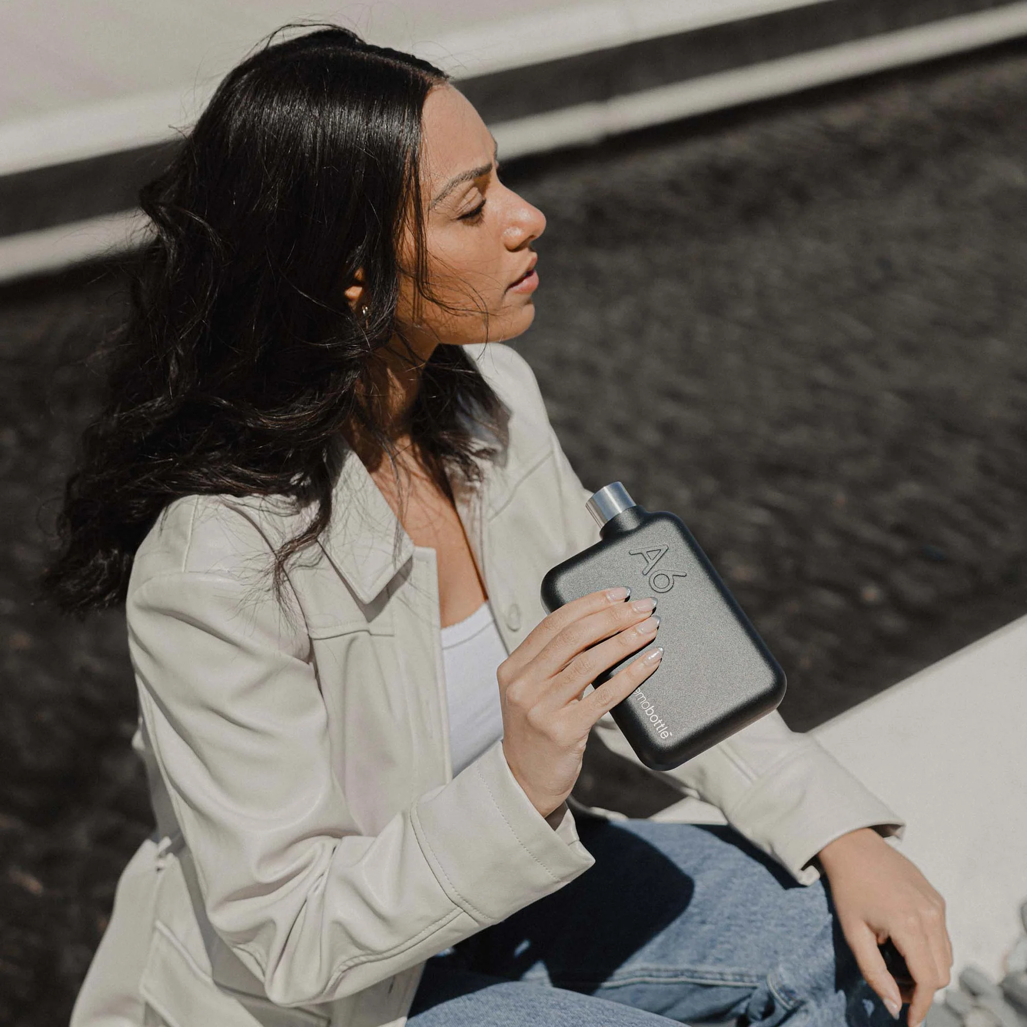 A6 memobottle (Stainless Steel) - Black - Image 4